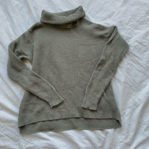 (SOLD) grey knit turtleneck sweater